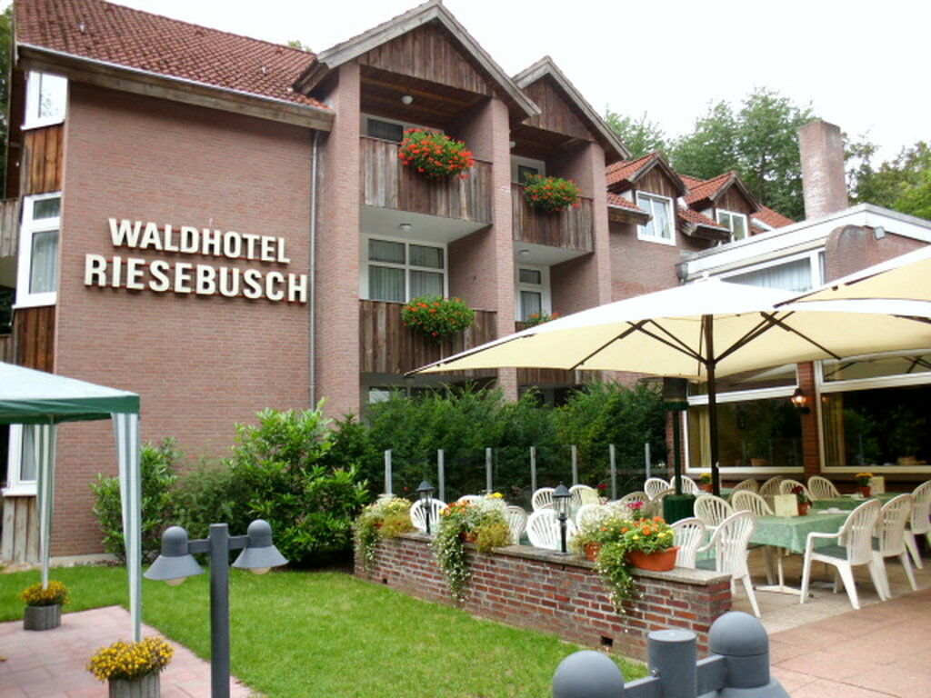 Waldhotel Riesebusch Bad Schwartau Εξωτερικό φωτογραφία